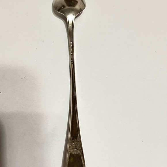 WM ROGERS IS Flatware - Picture 11 of 15